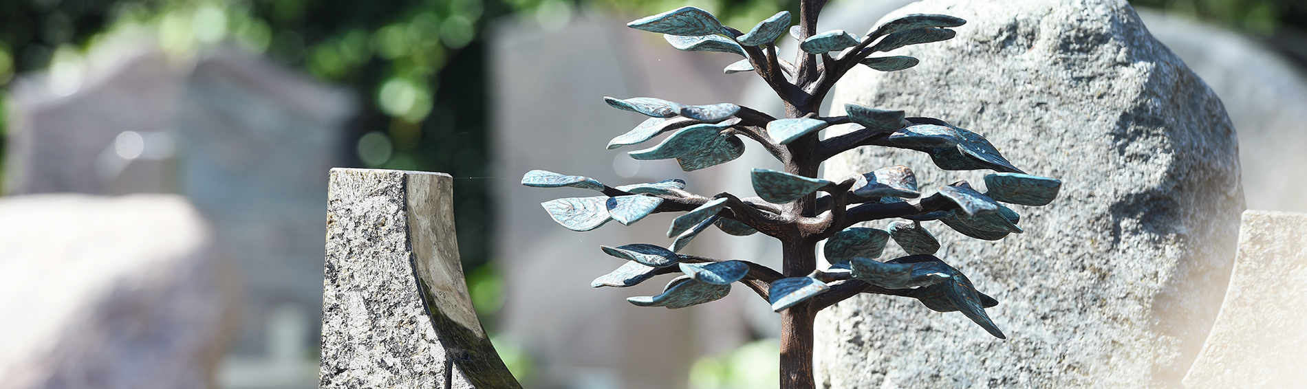 Natuursteen grafsteen, grafmonument | Ariës Natuursteen